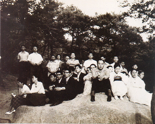 Reverend and Mrs. Moon with members at Nam-san Holy Ground